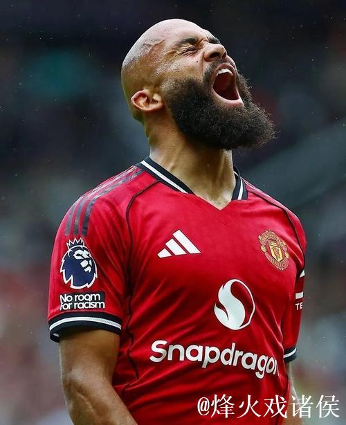 姆贝莫或可为曼联出战樱桃,马兹拉维恐缺阵!阿莫林暗示启用一人 姆贝莫或可为曼联出战樱桃,马兹拉维恐缺阵!阿莫林暗示启用一人