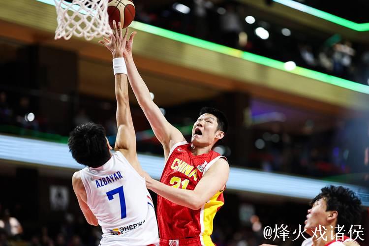 中国男篮大胜蒙古 胡金秋20分廖三宁13+9